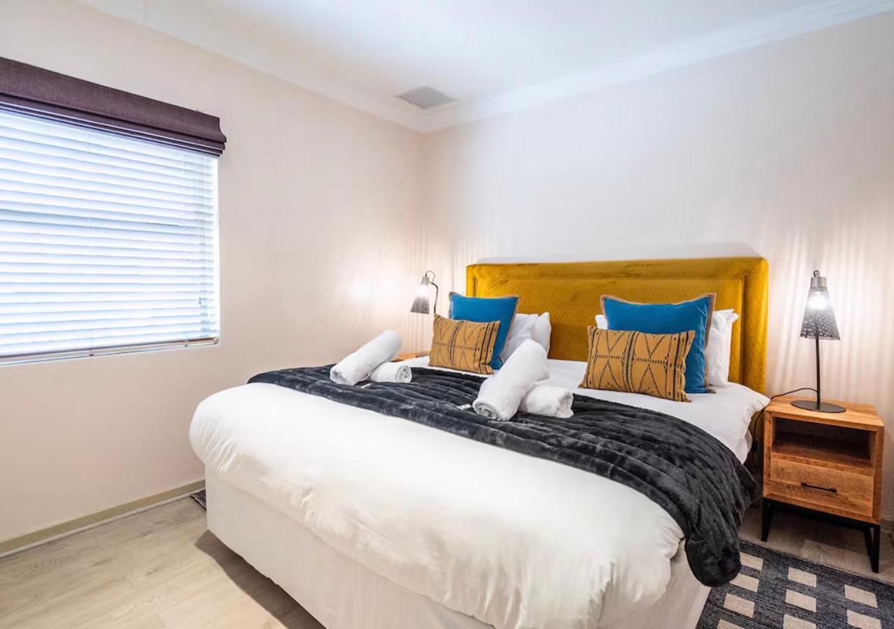 Mandela Rhodes Place In * Cape Town
