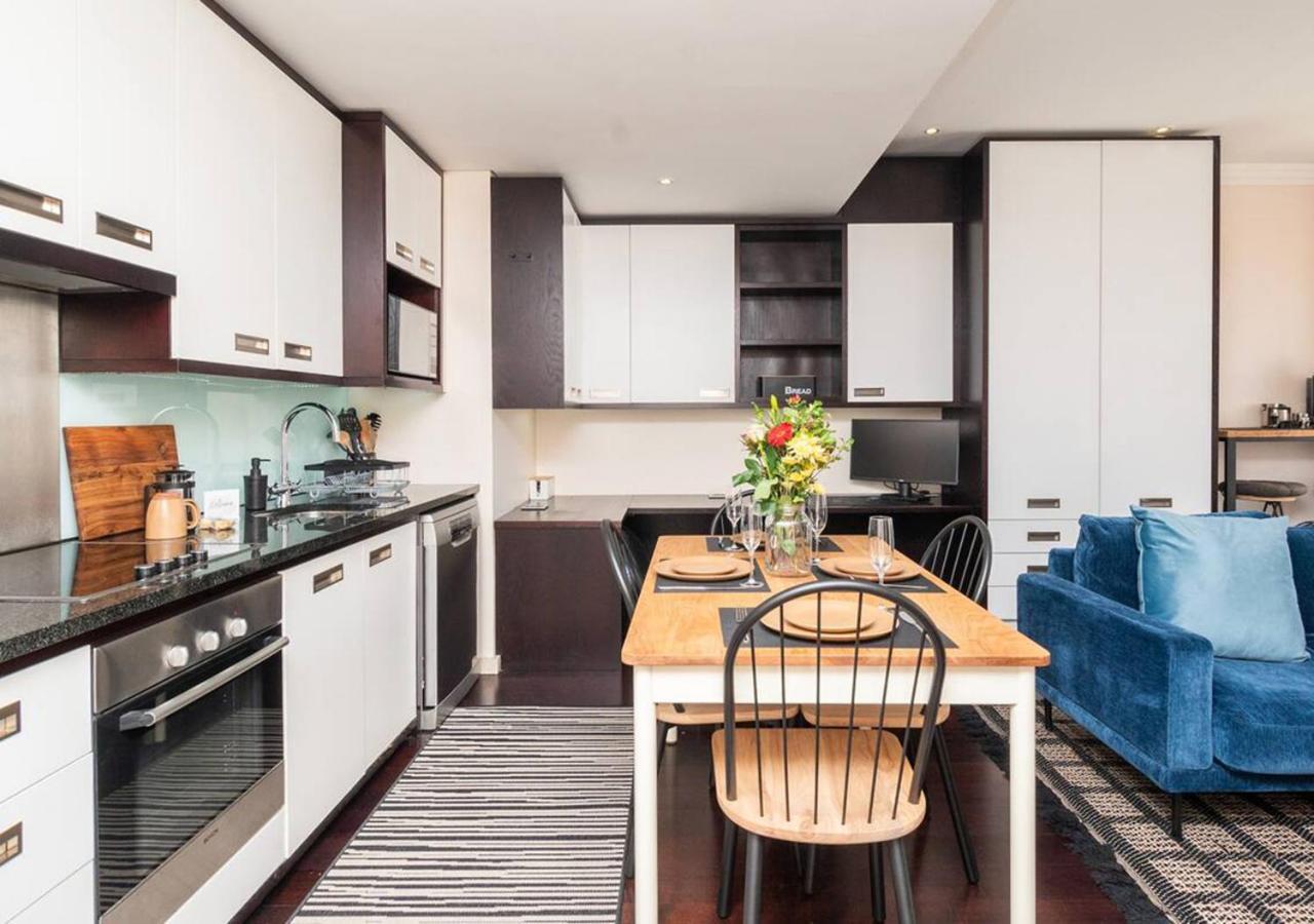 Mandela Rhodes Place In Apartment Cape Town