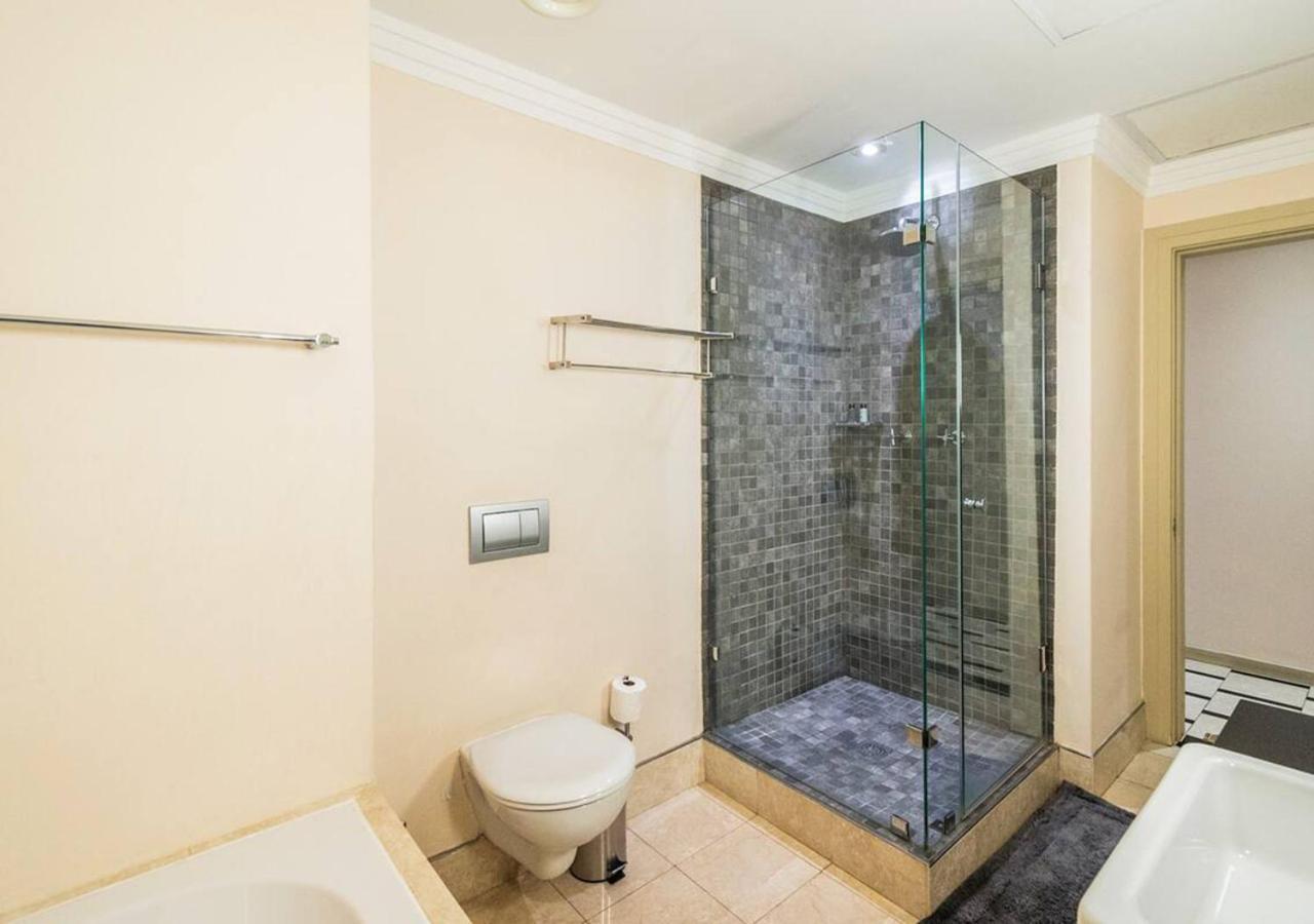 Apartment Mandela Rhodes Place In Cape Town