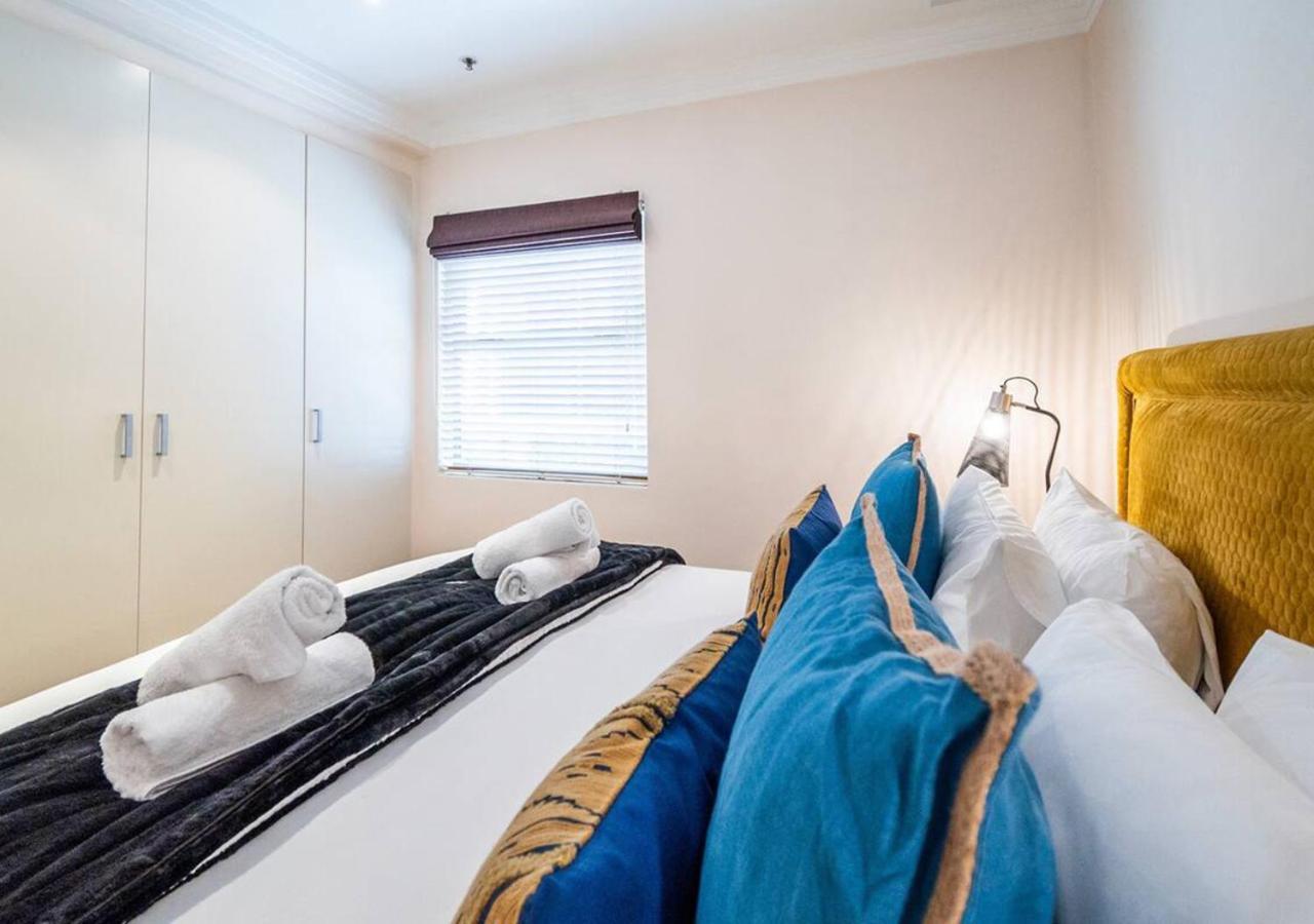 Mandela Rhodes Place In * Cape Town